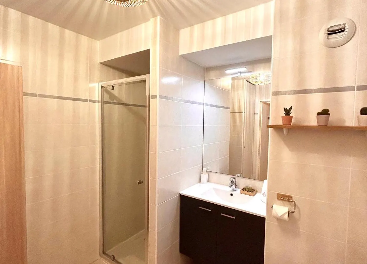Studio Neuf - Portes De Monaco - Confort - Wifi - Clim 0*, Monte Carlo Monaco